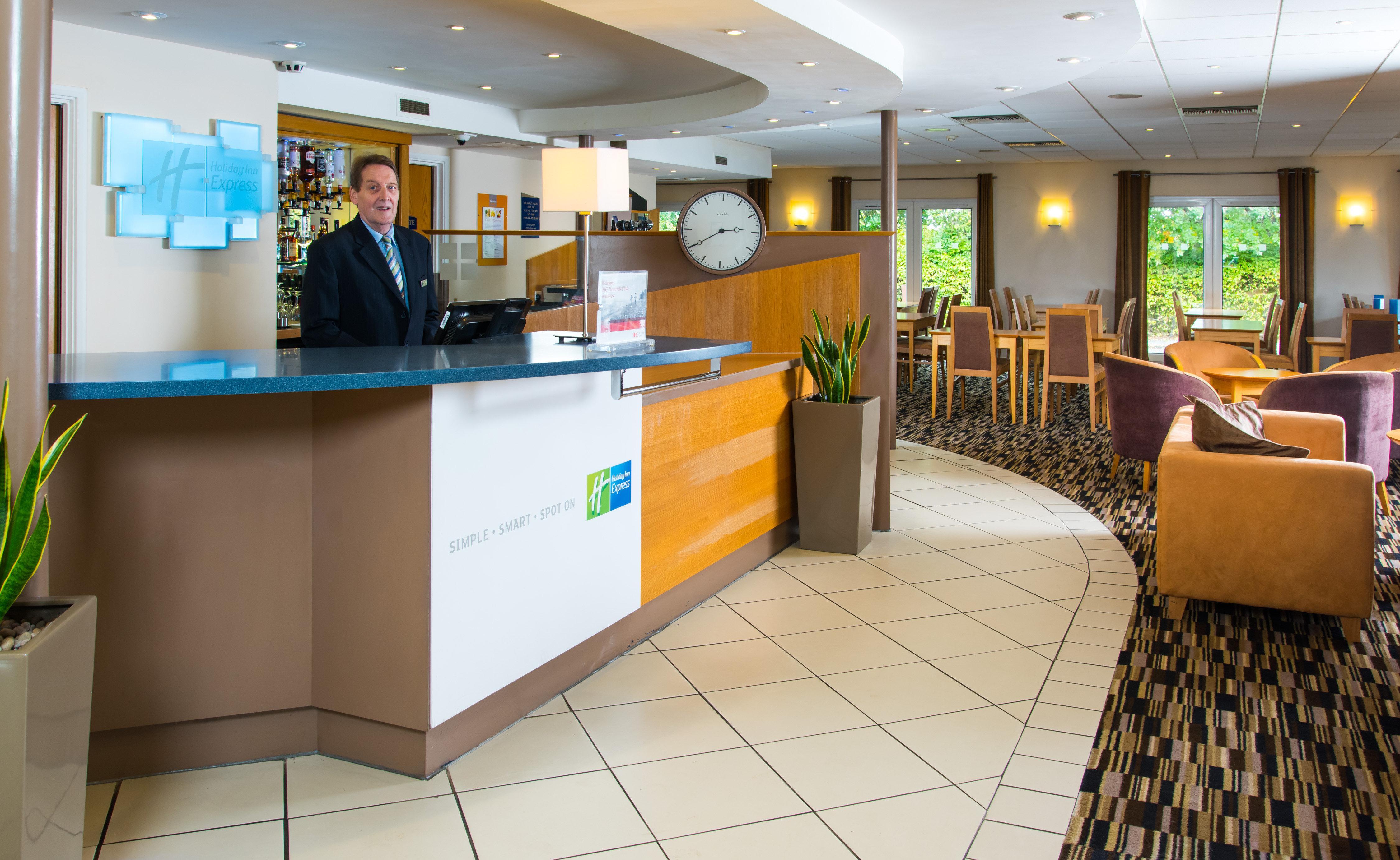 Holiday Inn Express Peterborough By Ihg Buitenkant foto