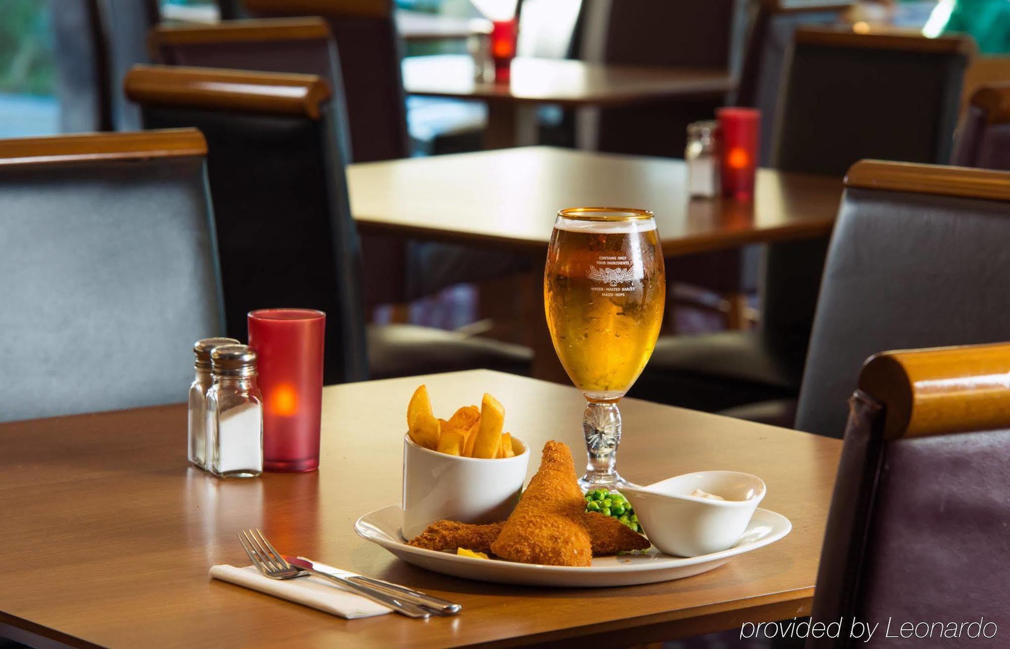 Holiday Inn Express Peterborough By Ihg Buitenkant foto
